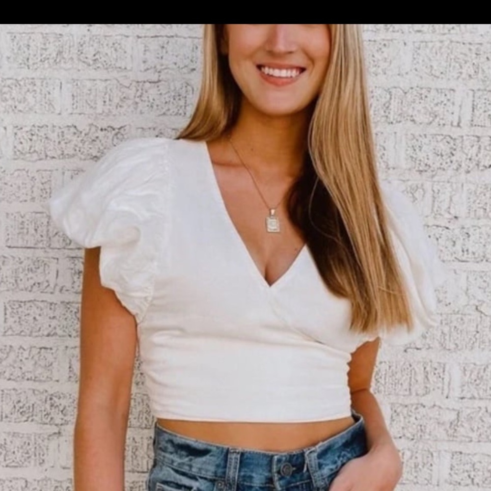 Free people can’t get enough crop top XS